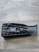 Pravá zadní vodicí lišta bezpečnostního pásu Audi A4 B7 8E0857786A - Obrázek 2