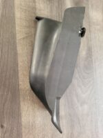 Levá zadní vodicí lišta bezpečnostního pásu Audi A4 B7 8E0857785A