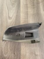 Levá zadní vodicí lišta bezpečnostního pásu Audi A4 B7 8E0857785A - Obrázek 4