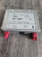 Anténní zesilovač Audi A4 8E0 035 456, 8E0035456 - Obrázek 2