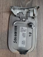 Dvířka nádrže paliva Audi A4 B6 8E0809905 - Obrázek 2