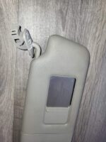 Sluneční clona pravá Audi A4 B6 8E0857552A J45 - Obrázek 2