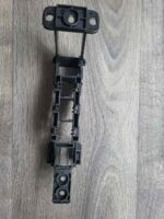 Držák Audi A4 8E0937545 - Obrázek 3