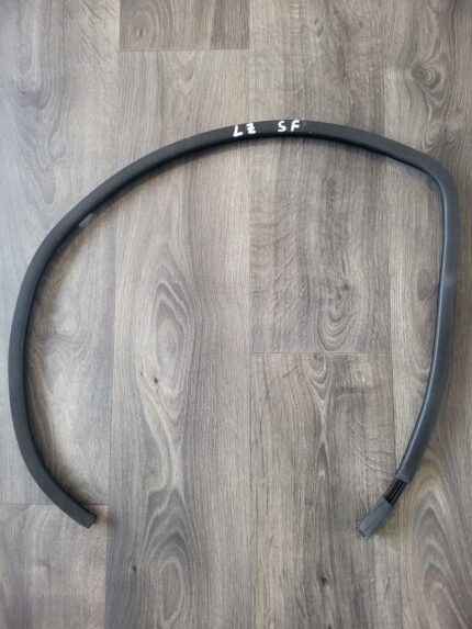 Těsnění zadních levých dveří Škoda Fabia