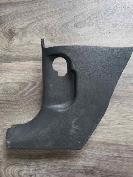 Lem prahu levý Škoda Fabia 6Y1864605