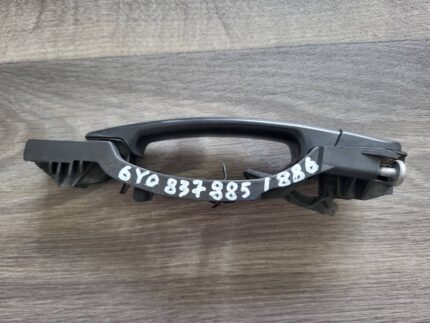 Levá vnější zadní klika Škoda Fabia 6Y0837885