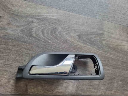 Klika vnitřní zadní levá Škoda Fabia 6Y6839247