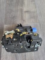 Zámek dveří zadní levý Škoda Fabia - Obrázek 3