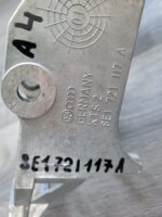 Držák pedálů Audi A4 8E1721117A - Obrázek 3