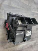 Korpus topení Audi A4 B6 8E1820005B - Obrázek 4