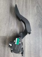 Potenciometr plynového pedálu Audi A4 8E1721523A