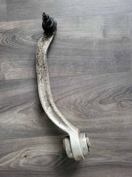 Řídicí páka, zavěšení kol pravá přední náprava Audi A4  8E0407694Q