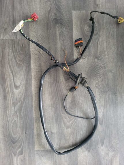 Sada kabelů přední pravá Audi A4  8E1971076A