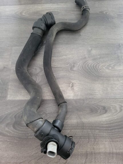 Hadice vodní Audi A4 8E0121049