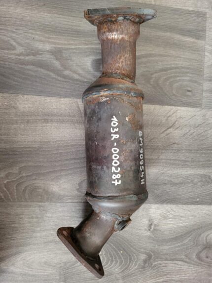 Katalyzátor Audi A4 8E0131089HX 103R-000287 BM90954H