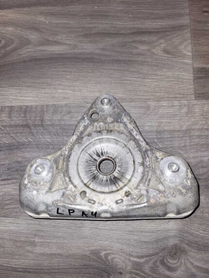 Podpěra předního tlumiče Audi A4 8E0412383C