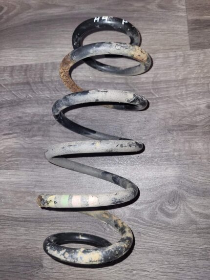 Pružina přední nápravy Audi A4 8E0411105BD