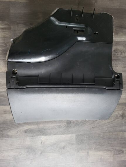 Přihrádka spolujezdce AUDI A4 B6 B7 8E1857035C