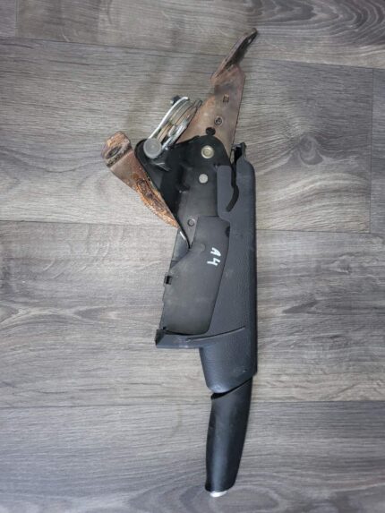 Páka ruční brzdy Audi A4 8E0711305J