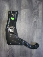 Držák palubní desky Audi A4 8E1857319B