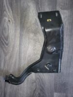 Držák palubní desky Audi A4 8E1857319B - Obrázek 2