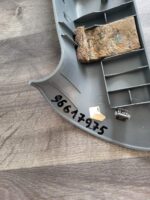 Obložení sloupku zadní horní levý CHEVROLET NUBIRA /LACETTI 96617975 - Obrázek 3