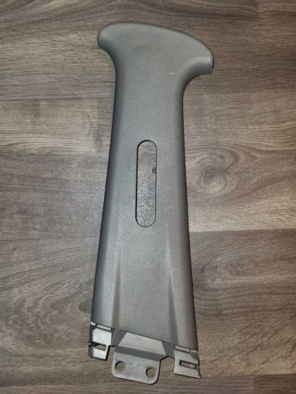 Horní levá krytka středového sloupku  CHEVROLET NUBIRA /LACETTI 96555576