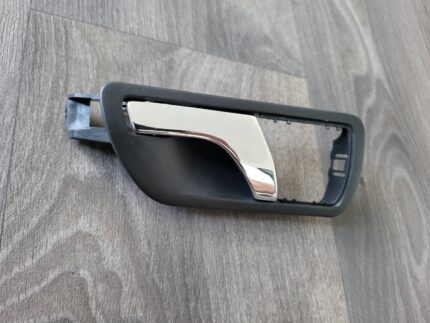 Vnitřní klika pravých zadních dveří Škoda Fabia 6Y6839248