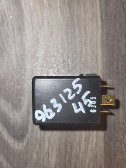 Relé směrových světel CHEVROLET NUBIRA /LACETTI 96312545