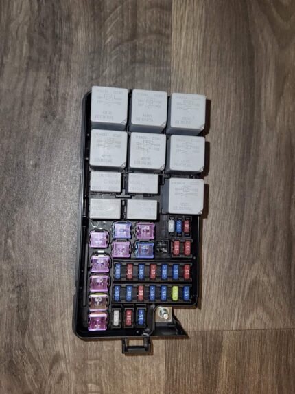 Pojistková skříňka CHEVROLET NUBIRA /LACETTI 1,6 96451746