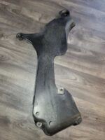 Ochrana karoserie  Audi A4 8E0825219B