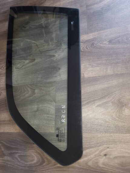 Zadní pravé sklo CHEVROLET NUBIRA /LACETTI kombi