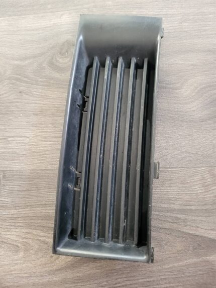 Krytka předního nárazníku pravá  Škoda Fabia 1 6Y0853666