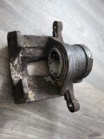 Brzdový třmen pravý přední CHEVROLET NUBIRA /LACETTI 96549789