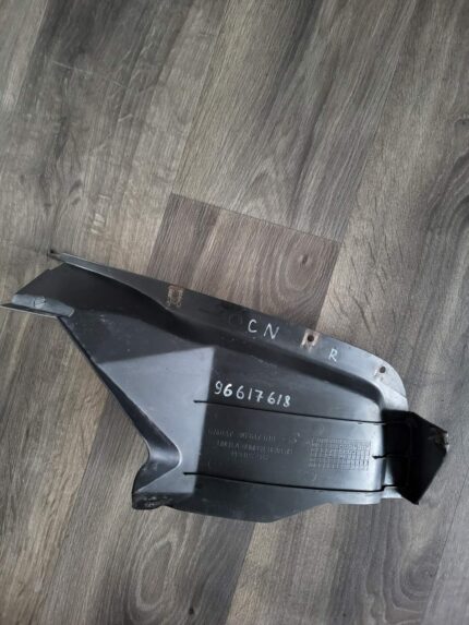 Zadní pravý blatník CHEVROLET NUBIRA /LACETTI 96617618