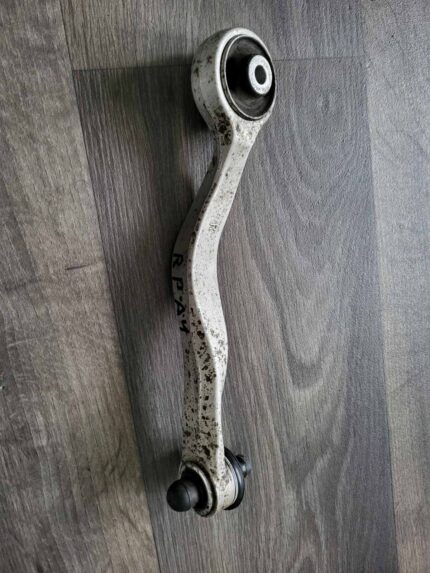 Řídicí páka, zavěšení kol pravá přední náprava Audi A4 B6 8E0407510A