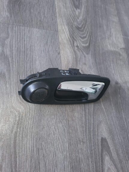 Vnitřní levá zadní klika dveří CHEVROLET NUBIRA /LACETTI 96548037