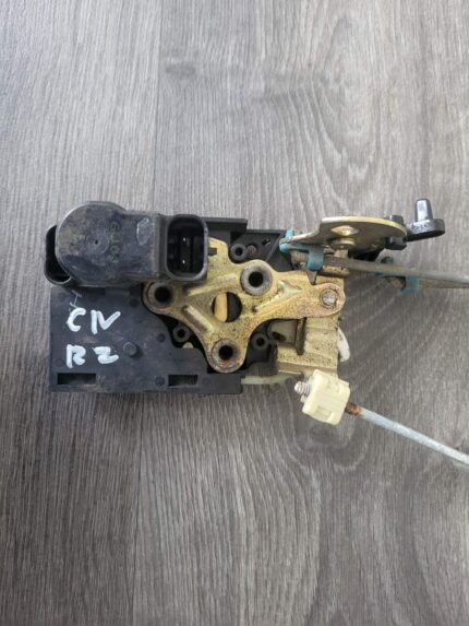 Zámek zadních pravých dveří CHEVROLET NUBIRA /LACETTI 96260996