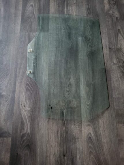 Sklo zadních pravých dveří CHEVROLET NUBIRA /LACETTI 96617768 kombi