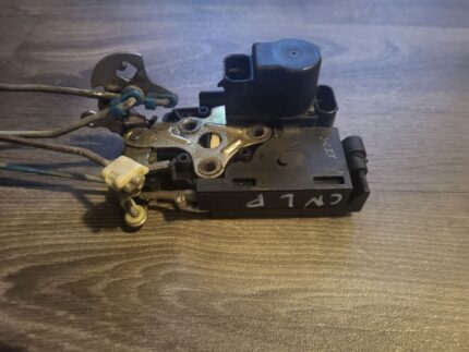 Zámek předních levých dveří CHEVROLET NUBIRA /LACETTI 96272641