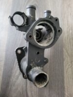 Kryt termostatu Škoda Fabia 1.4  032121111CG - Obrázek 2