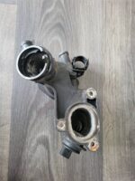 Kryt termostatu Škoda Fabia 1.4  032121111CG - Obrázek 4