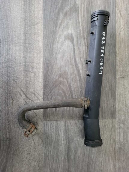 Trubka systému vodního chlazení Škoda Fabia 1.4 032121065H