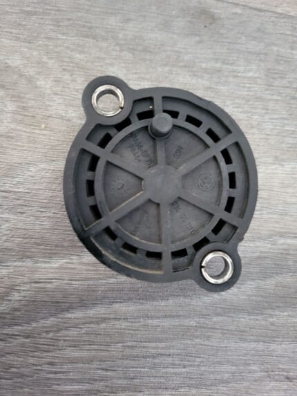 Uzavírací kryt, vačková hřídel ŠKODA SEAT 1.4 16v 036103111G