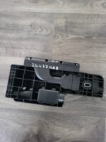 Držák pojistkové skříňky Opel Vectra C 24437468