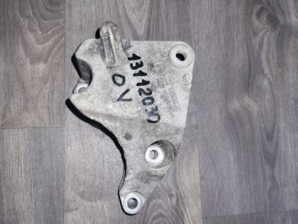 Držák převodovky Opel Vectra C 02-08 13112030