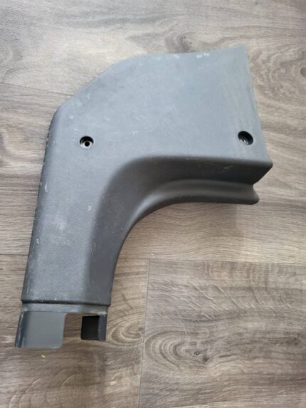 Pravý prahový lištový kryt Opel Vectra C 02-08 24423413