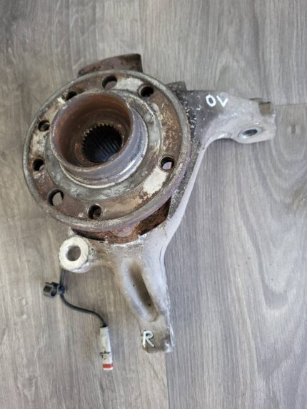 Těhlice přední pravá Opel Vectra C 02-08 5308020